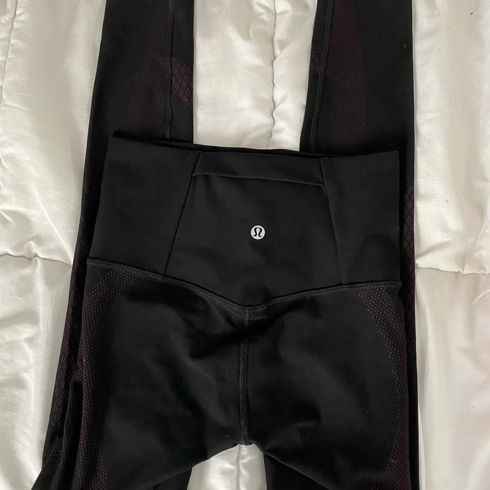 COPY - LULULEMON LEGGINGS